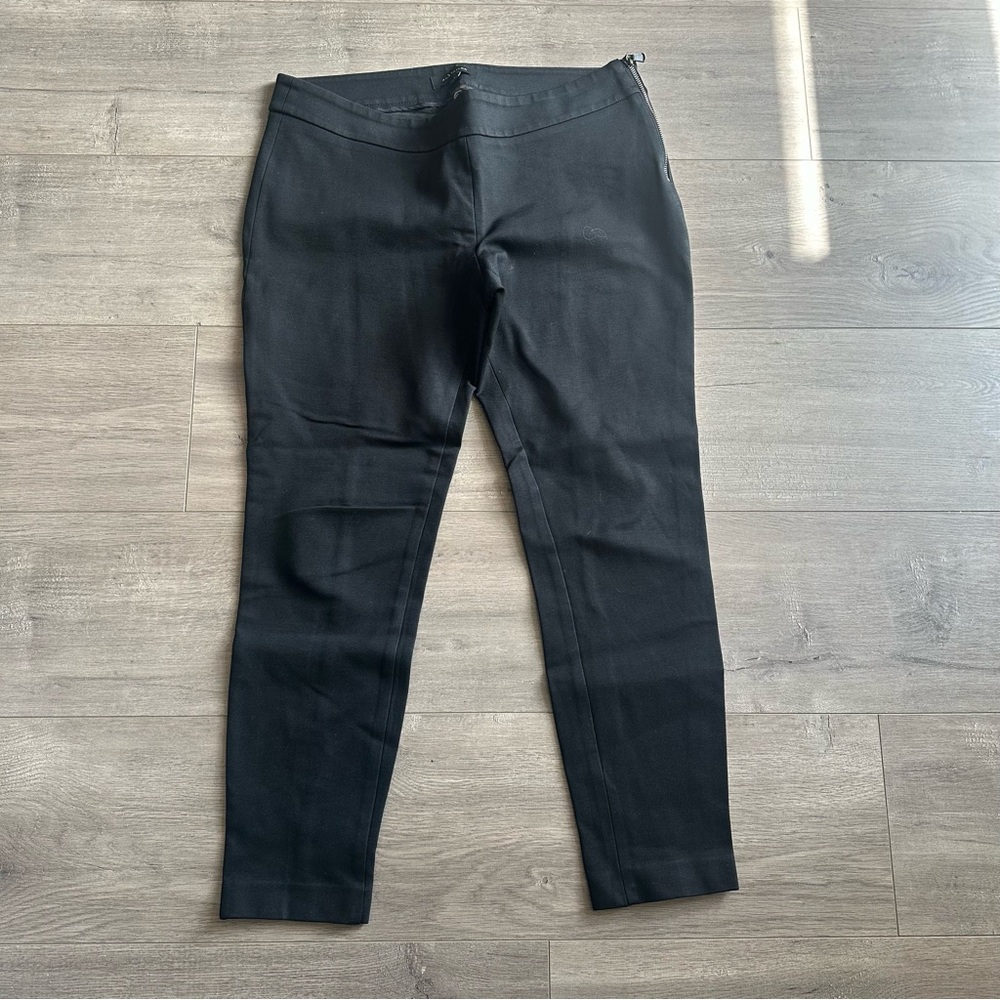 Ann Taylor side zip stretch pant - size 6 - black